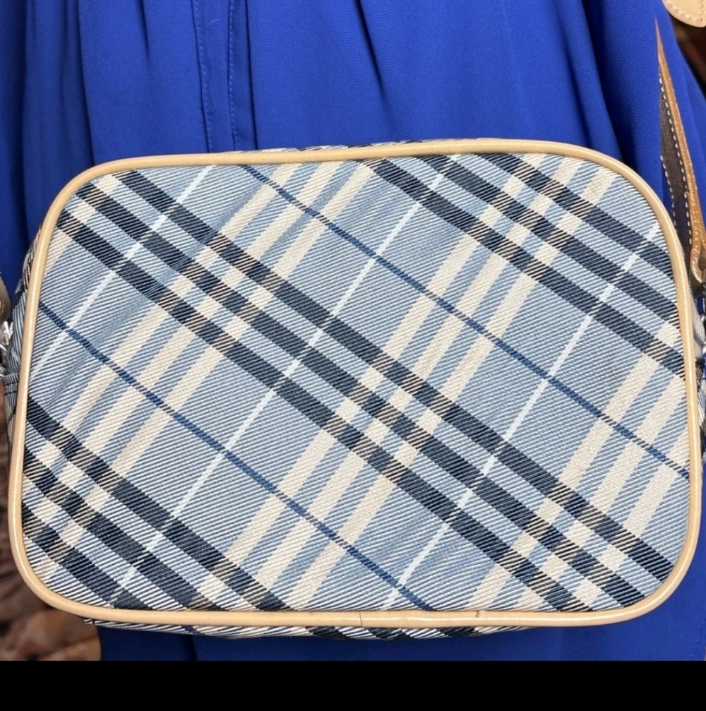 AUTHENTIC BURBERRY Plaid Crossbody Bag in Blue and Tan - Picture 3 of 8